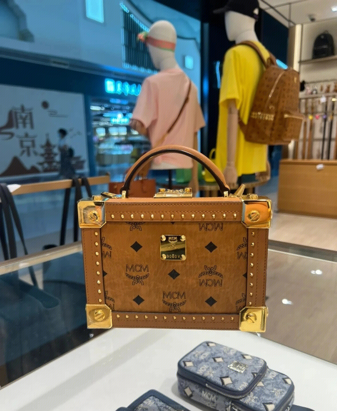 揭秘小巷特色小店，最新MCM隐藏宝藏的独特魅力